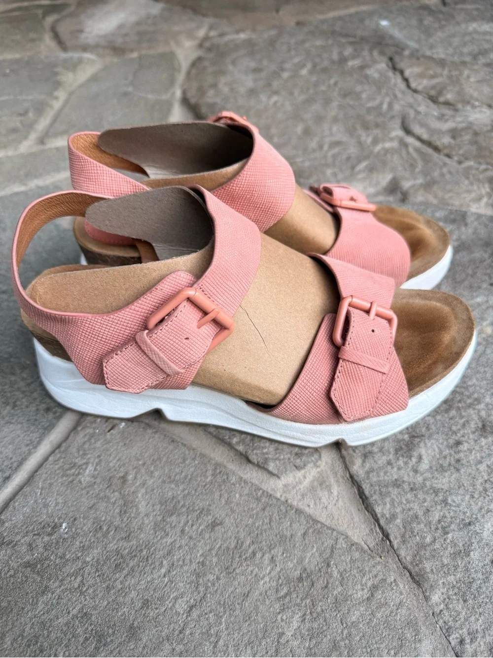 Sofft Castello Leather Platform Sandals Pink Textured Buckle‎ Comfort Wedge 9